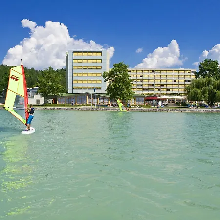 Holiday Balaton H623.2 티하니